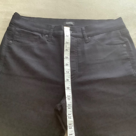 Express (NWOT) Knit Supersoft Skinny Mid Rise Jeans - Picture 5 of 7